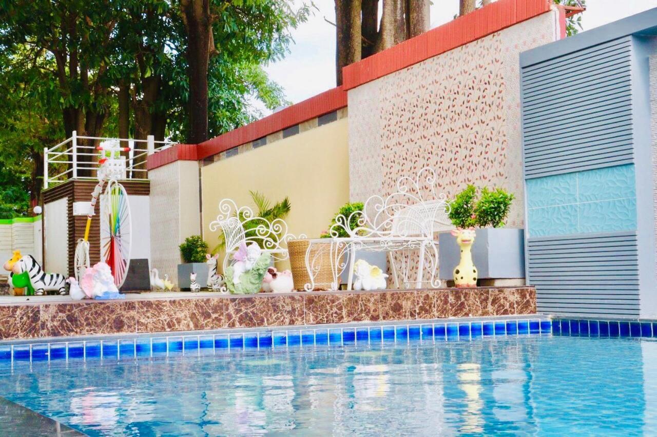 Hotel Napheera Royal Tel Ban Khlong Bang Krathiam Exterior foto