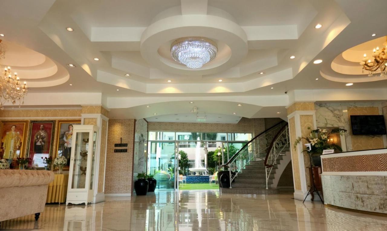 Hotel Napheera Royal Tel Ban Khlong Bang Krathiam Exterior foto