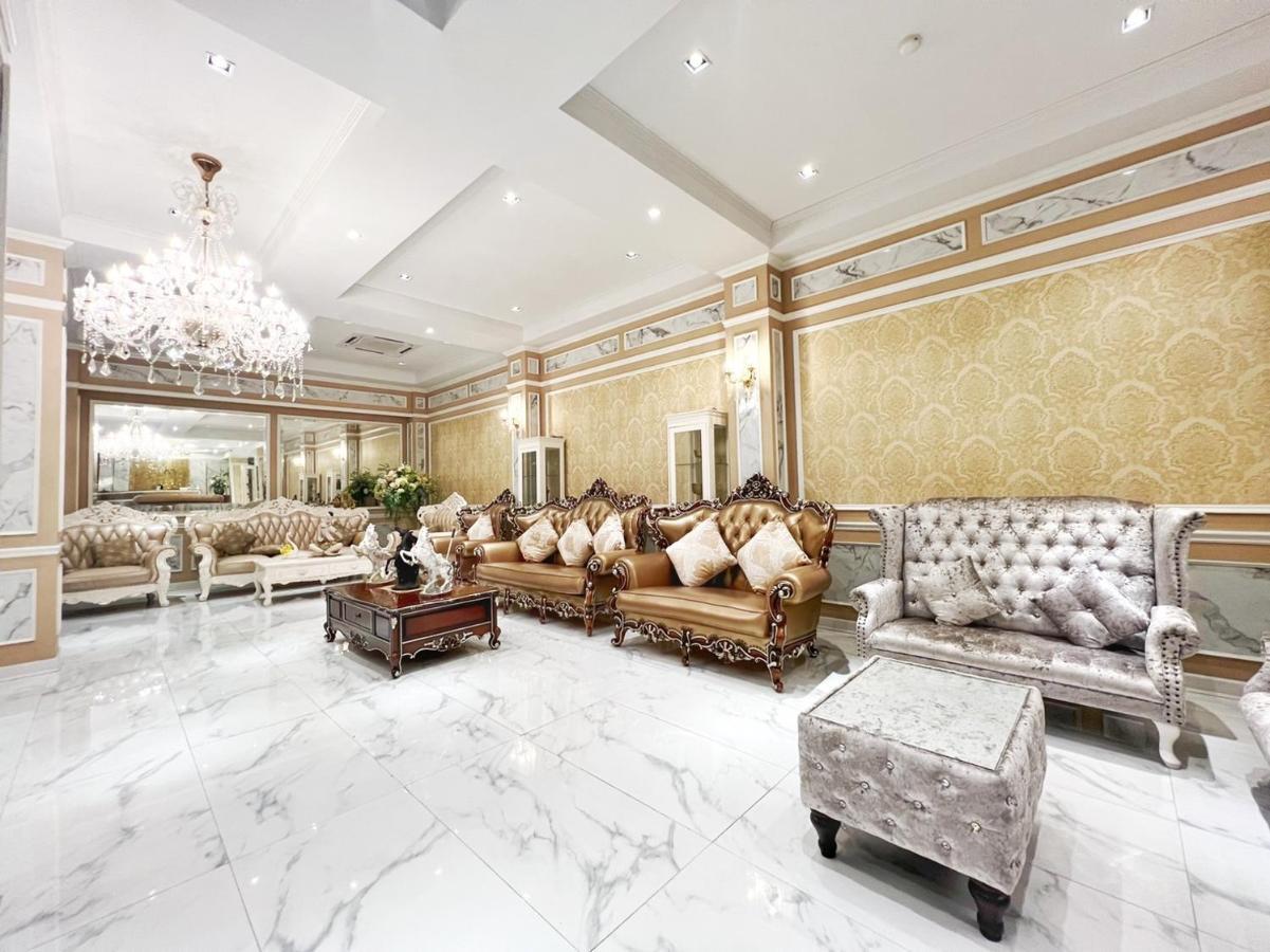 Hotel Napheera Royal Tel Ban Khlong Bang Krathiam Exterior foto