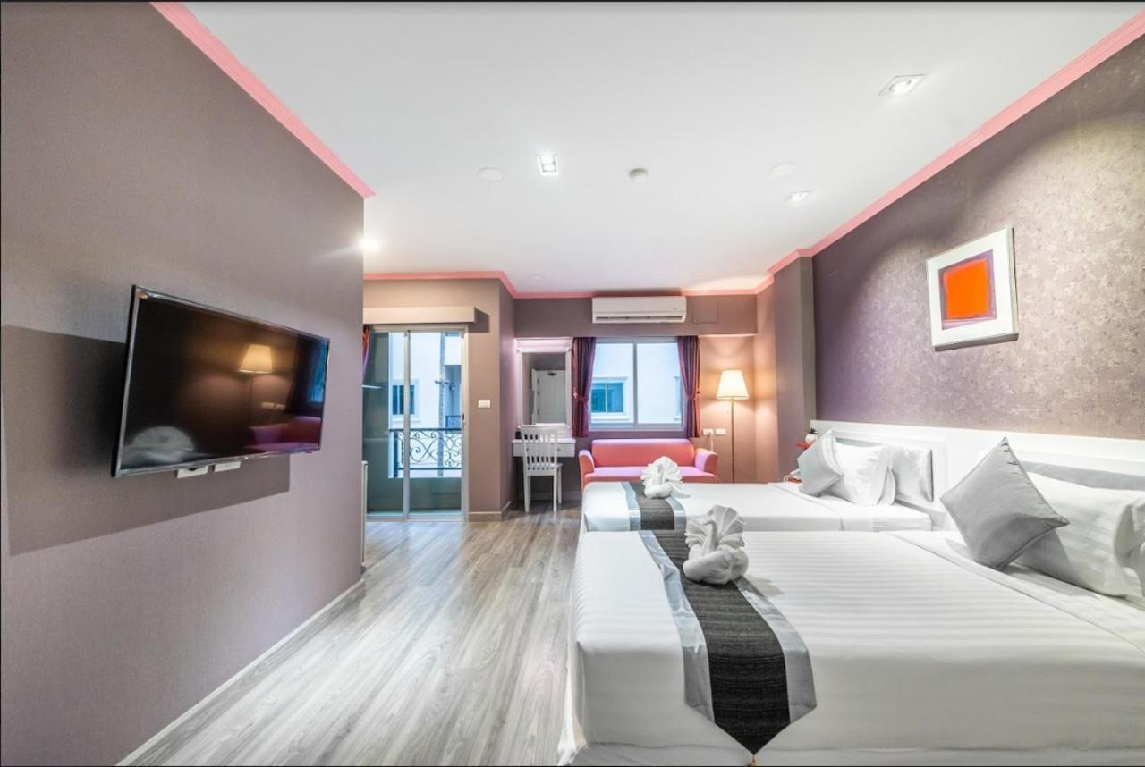 Hotel Napheera Royal Tel Ban Khlong Bang Krathiam Exterior foto